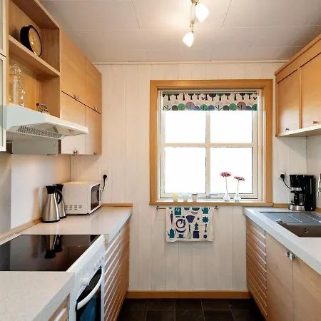 بيت للعطل Serene Holiday In On Amidst Nature Hejls
