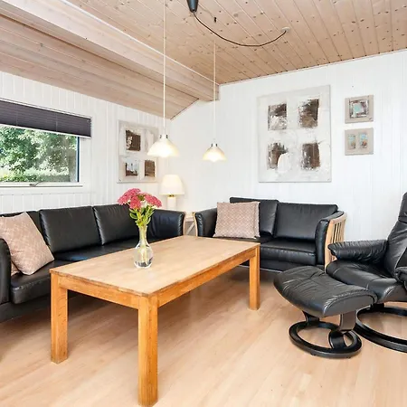Holiday home Iii *